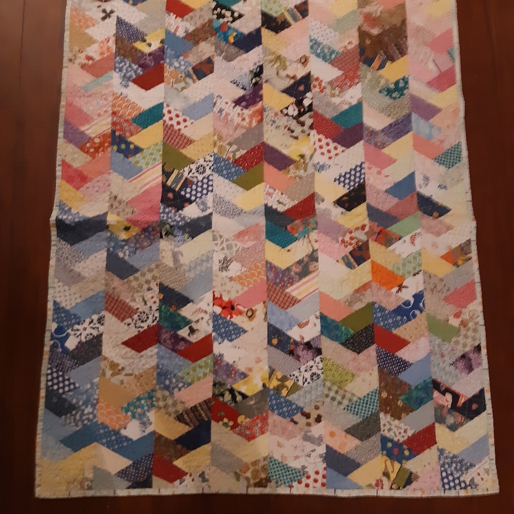 MULTICOLOR HANDMADE QUILT